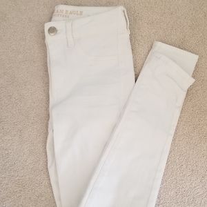 AE white jeggings
